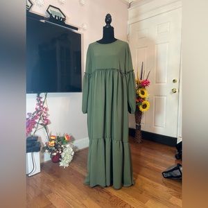 Long gown / Maxi Dress